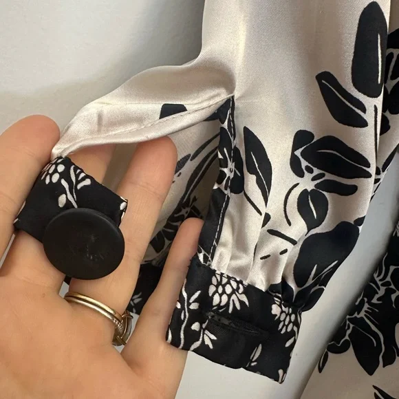 dELiA*s Cream and Black Floral Kimono Style Dress size M - Picture 5 of 7
